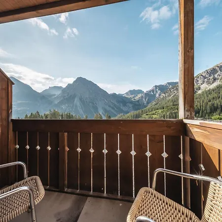 Quellenhof - Self Check-in & Adults Only Hotel 3*