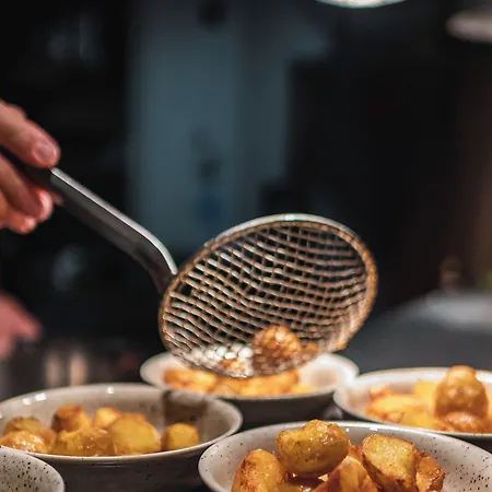 Quellenhof - Self Check-in & Adults Only מלון