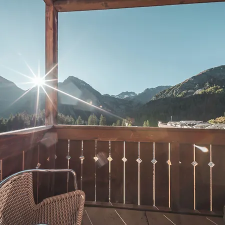 Quellenhof - Self Check-in & Adults Only Hotel