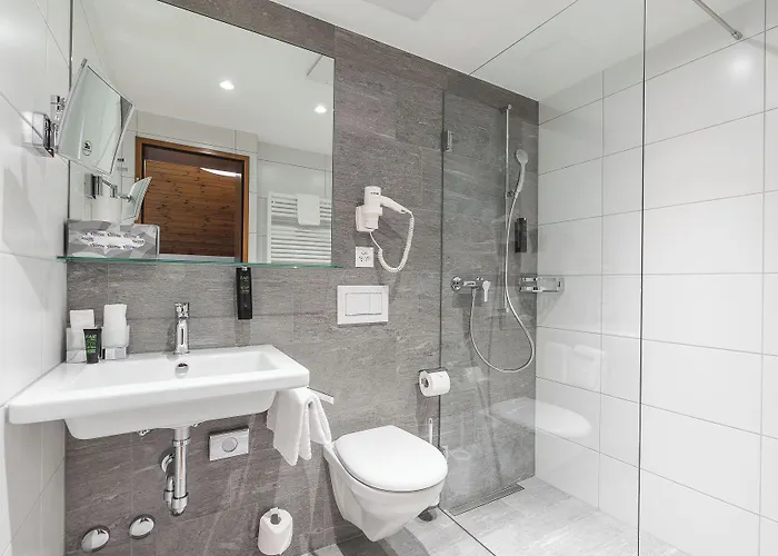 Otel Quellenhof - Self Check-in & Adults Only Arosa